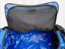Load image into Gallery viewer, Duffel bag Blue
