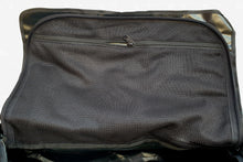Load image into Gallery viewer, Duffel bag Black
